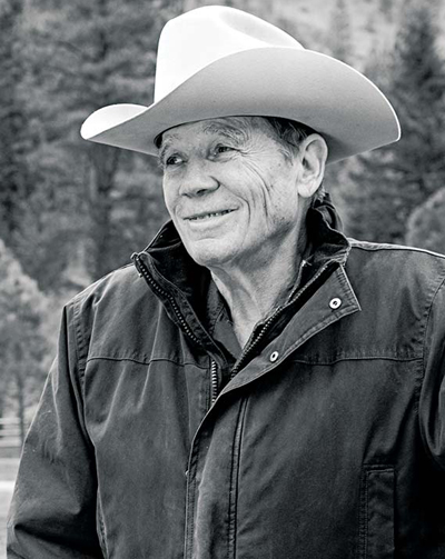 Chat-Author-James-Lee-Burke