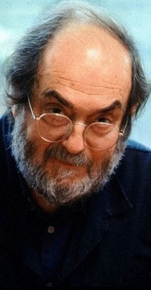 MV5BMTIwMzAwMzg1MV5BMl5BanBnXkFtZTYwMjc4ODQ2._V1_UY1200_CR82,0,630,1200_AL_