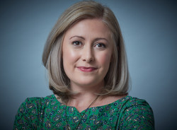 caroline-scott-155428586